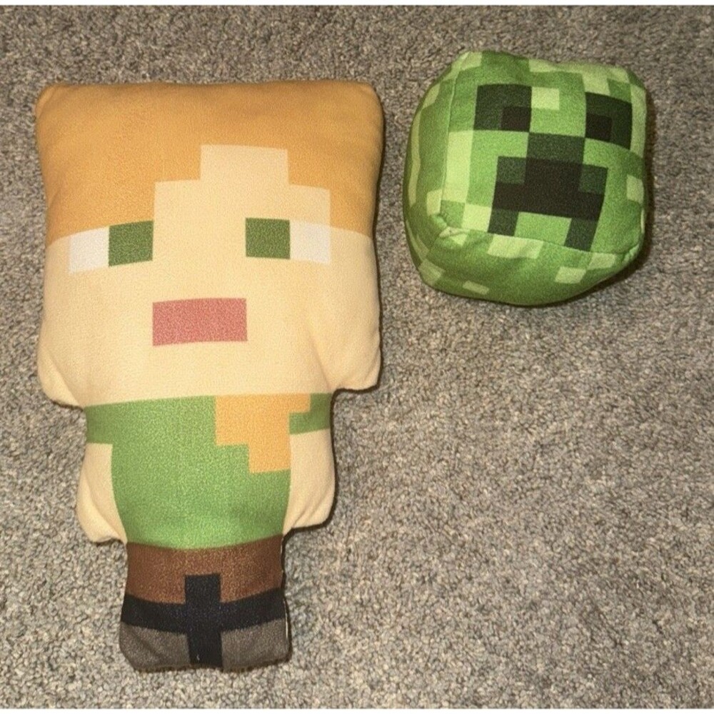Lot of MOJANG Minecraft Alex 11” Pillow Cushion Plush & TNT Creeper Pig Cube 4”